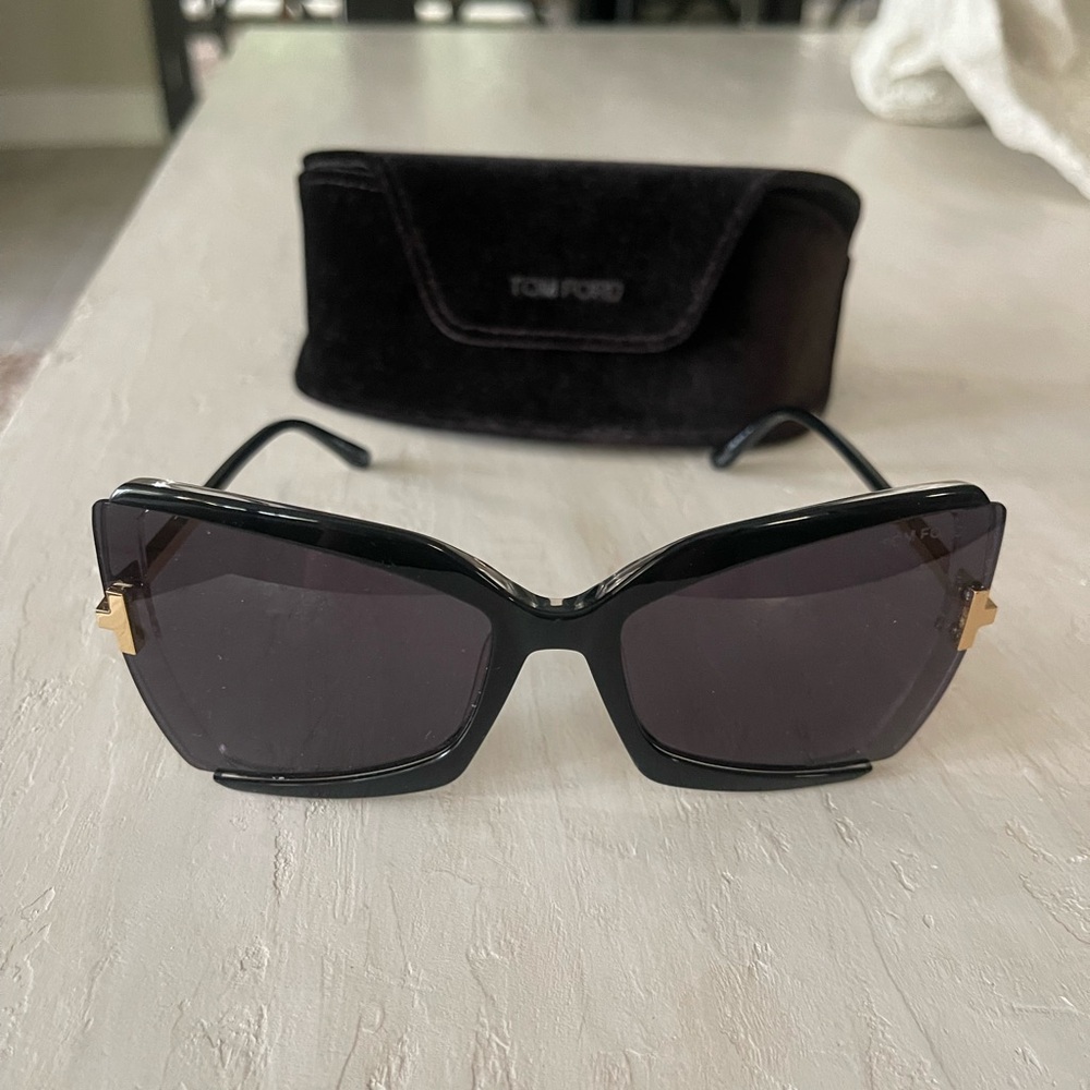 Tom Ford Black Oversized Sunglasses